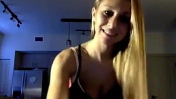 Amateur Cute Blonde Sucking Cock And Showing Pussy